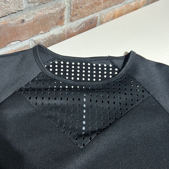 Fabletics Black Tilly Neoprene Long Sleeve shirt - Picture 11 of 15